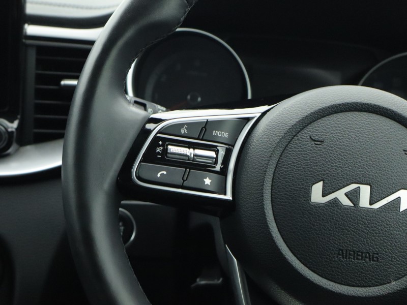 2025 (74) KIA XCEED 1.5T GDi ISG 138 3 5dr 4977447