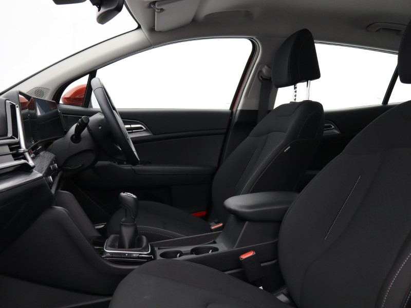 2025 (74) KIA SPORTAGE 1.6T GDi 157 48V ISG 2 5dr 4978655