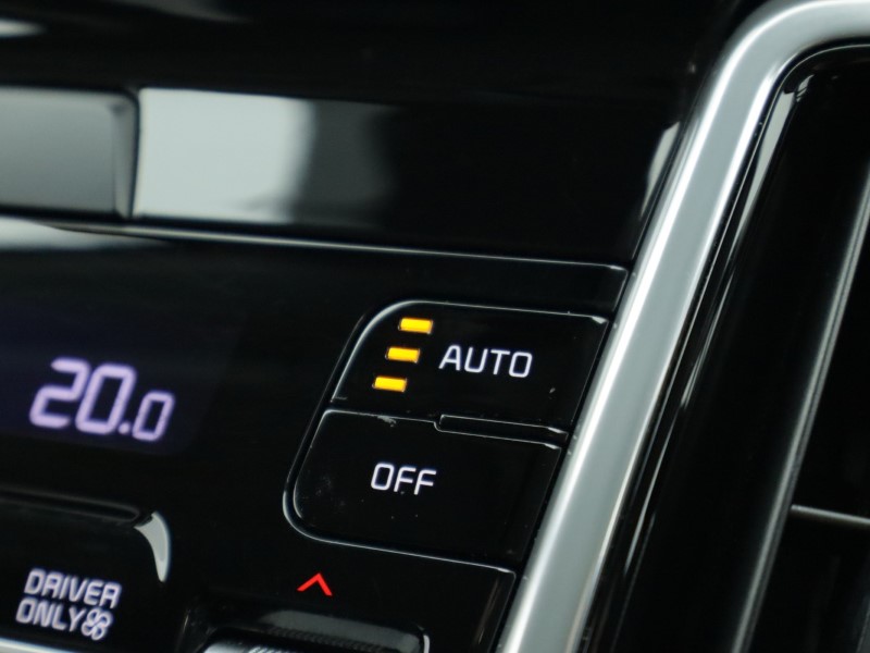 2022 (72) KIA SORENTO 1.6 T-GDi HEV 3 5dr Auto 5014982