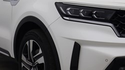 2022 (72) KIA SORENTO 1.6 T-GDi HEV 3 5dr Auto 5015000