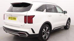 2022 (72) KIA SORENTO 1.6 T-GDi HEV 3 5dr Auto 1