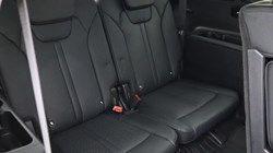 2022 (72) KIA SORENTO 1.6 T-GDi HEV 3 5dr Auto 5014963