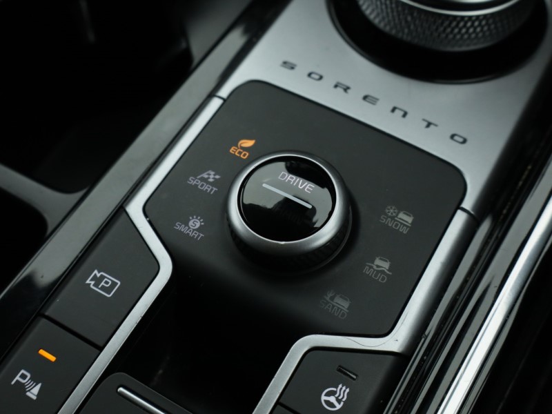 2022 (72) KIA SORENTO 1.6 T-GDi HEV 3 5dr Auto 5014986