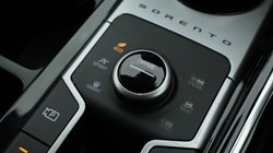 2022 (72) KIA SORENTO 1.6 T-GDi HEV 3 5dr Auto 5014986