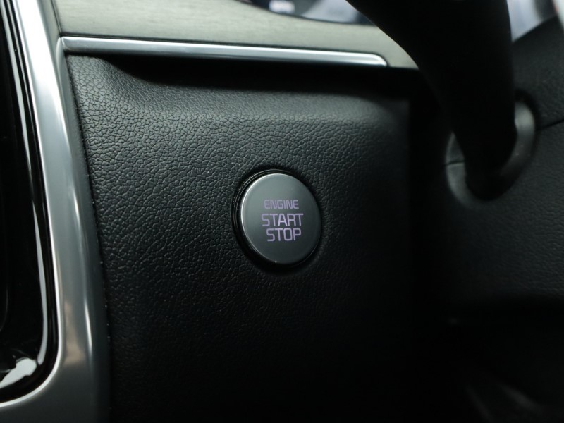 2022 (72) KIA SORENTO 1.6 T-GDi HEV 3 5dr Auto 5014989