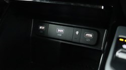 2022 (72) KIA SORENTO 1.6 T-GDi HEV 3 5dr Auto 5014983