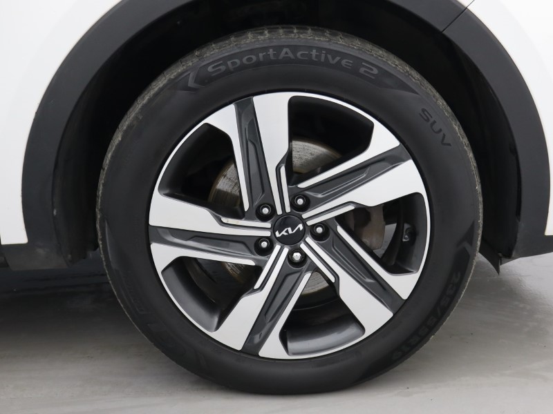 2022 (72) KIA SORENTO 1.6 T-GDi HEV 3 5dr Auto 5014948