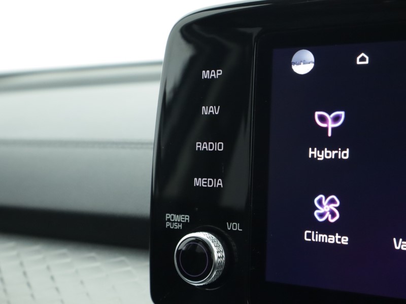 2022 (72) KIA SORENTO 1.6 T-GDi HEV 3 5dr Auto 5014978