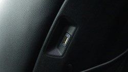 2022 (72) KIA SORENTO 1.6 T-GDi HEV 3 5dr Auto 5014957