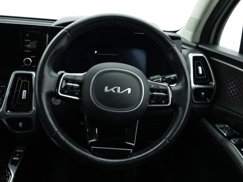 2022 (72) KIA SORENTO 1.6 T-GDi HEV 3 5dr Auto 5014959