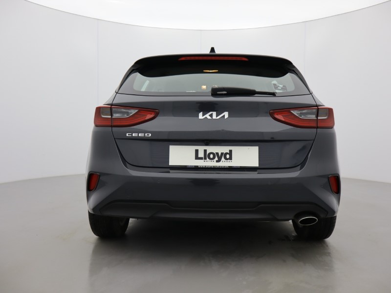 2025 (25) KIA CEED 1.5T GDi ISG 138 2 5dr 5043422