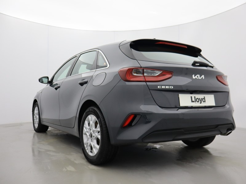 2025 (25) KIA CEED 1.5T GDi ISG 138 2 5dr 5043420