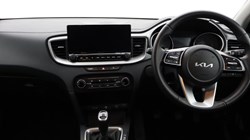 2025 (25) KIA CEED 1.5T GDi ISG 138 2 5dr 5043396