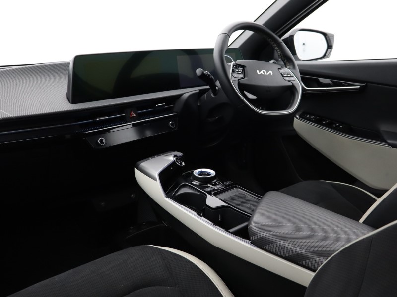 2022 (22) KIA EV6 166kW GT Line 77.4kWh 5dr Auto 5050775