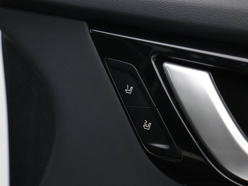 2022 (22) KIA EV6 166kW GT Line 77.4kWh 5dr Auto 5050792