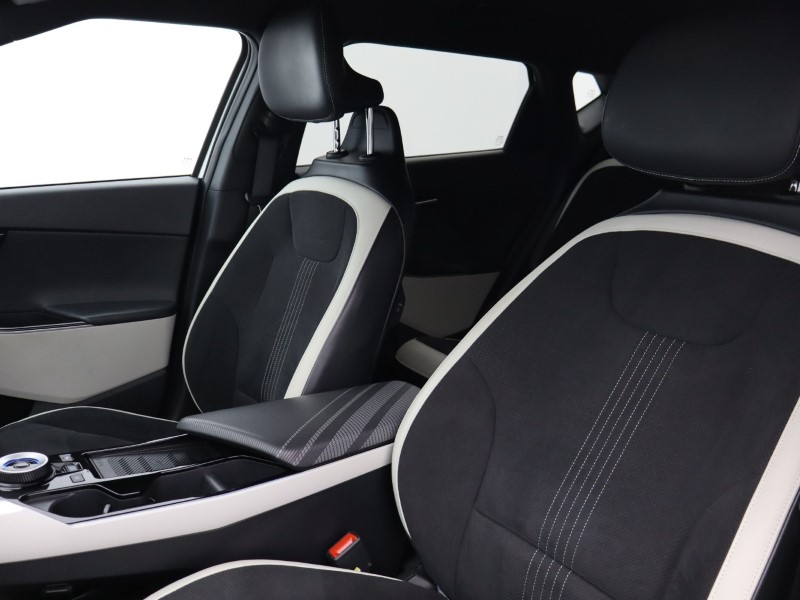 2022 (22) KIA EV6 166kW GT Line 77.4kWh 5dr Auto 5050781