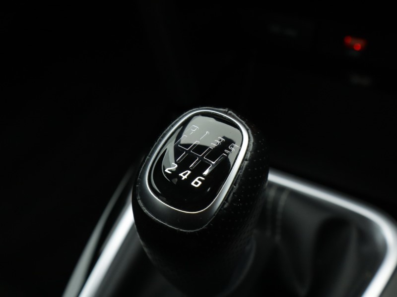 2022 (72) KIA CEED 1.5T GDi ISG GT-Line 5dr 5013661