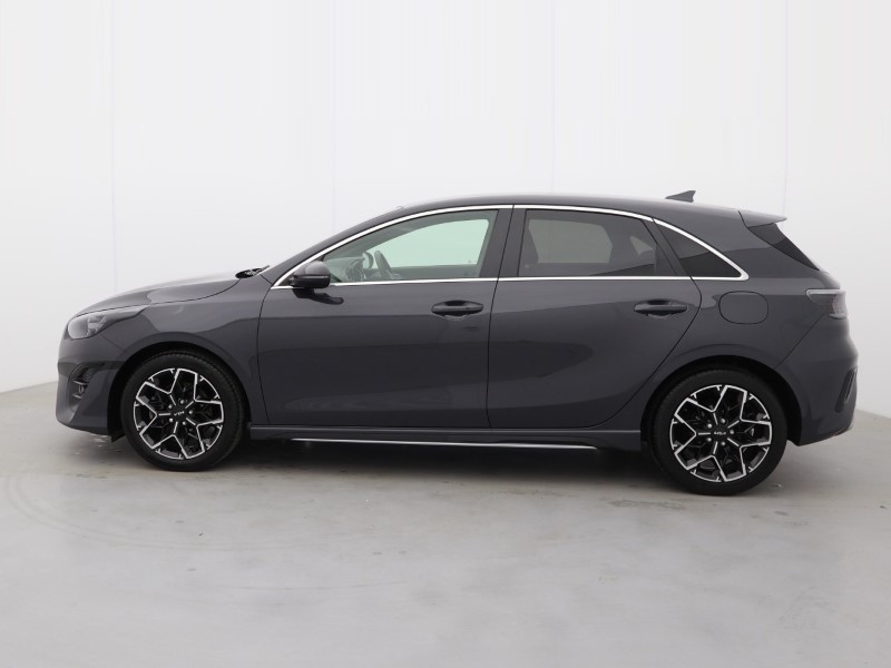 2022 (72) KIA CEED 1.5T GDi ISG GT-Line 5dr 5013635