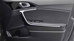 2022 (72) KIA CEED 1.5T GDi ISG GT-Line 5dr 5013643