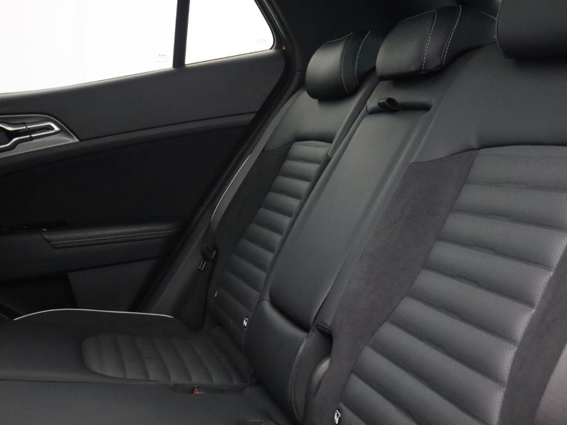 2025 (25) KIA SPORTAGE 1.6T GDi 207 HEV GT-Line S 5dr Auto AWD 5001100