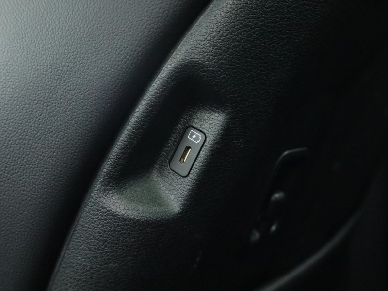 2025 (25) KIA SPORTAGE 1.6T GDi 207 HEV GT-Line S 5dr Auto AWD 5001111