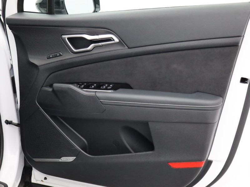 2024 (74) KIA SPORTAGE 1.6T GDi 207 HEV GT-Line S 5dr Auto 5052671