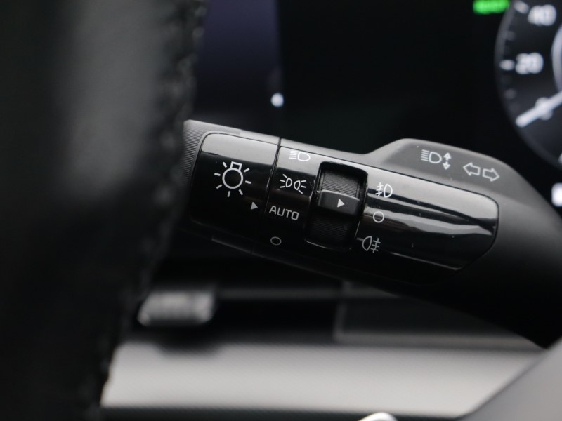 2023 (23) KIA SPORTAGE 1.6T GDi HEV 4 5dr Auto 5048764