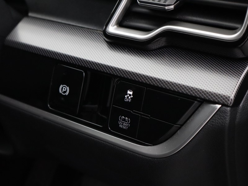 2023 (23) KIA SPORTAGE 1.6T GDi HEV 4 5dr Auto 5048748