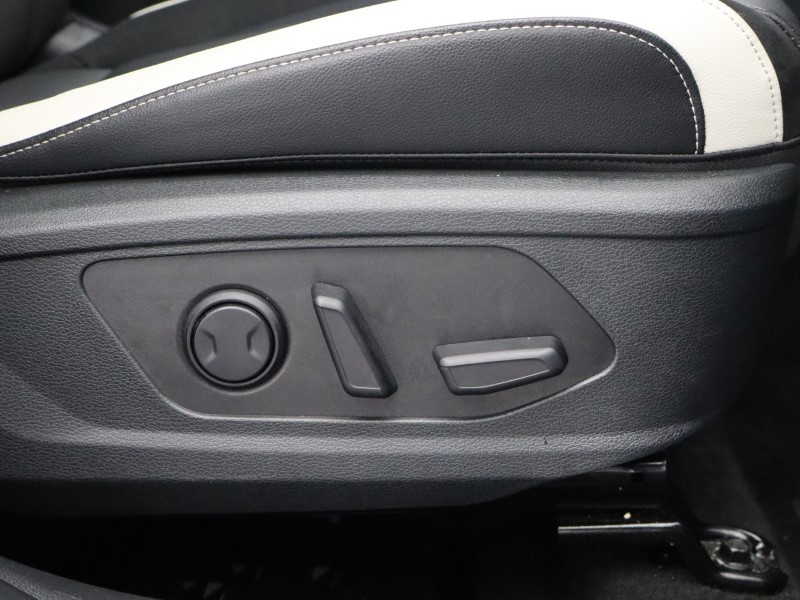 2025 (75) KIA SPORTAGE 1.6T GDi HEV GT-Line S 5dr Auto 5039657