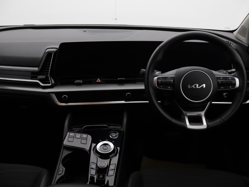 2023 (73) KIA SPORTAGE 1.6T GDi PHEV 3 5dr Auto AWD 5085216