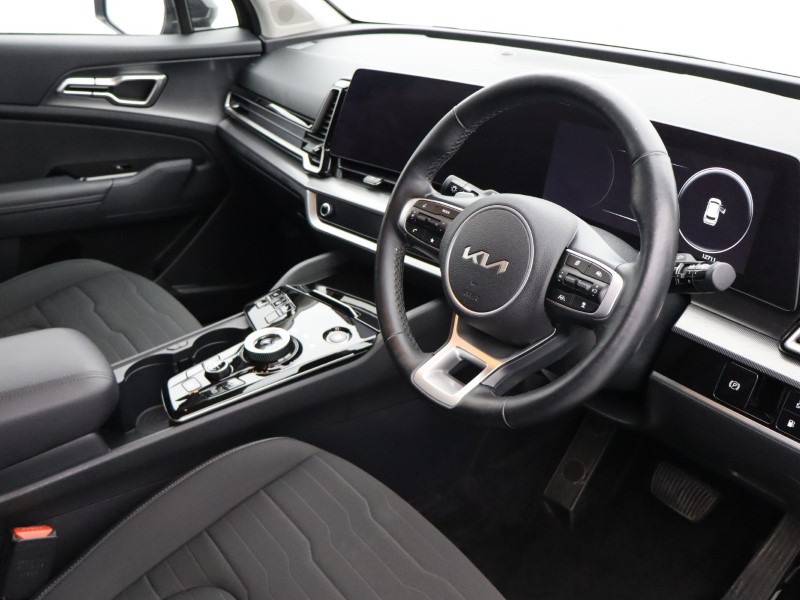 2023 (73) KIA SPORTAGE 1.6T GDi PHEV 3 5dr Auto AWD 5085221