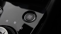 2023 (73) KIA SPORTAGE 1.6T GDi PHEV 3 5dr Auto AWD 5085238