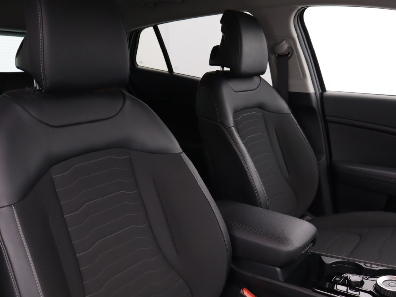 2023 (73) KIA SPORTAGE 1.6T GDi PHEV 3 5dr Auto AWD 5085225