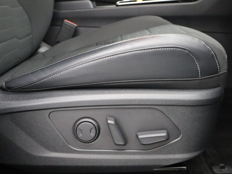 2023 (73) KIA SPORTAGE 1.6T GDi PHEV 3 5dr Auto AWD 5085222