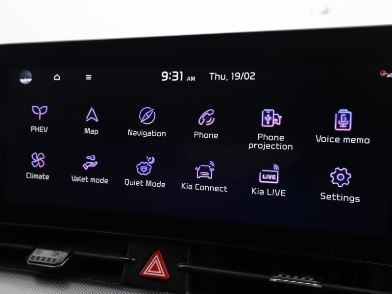 2023 (73) KIA SPORTAGE 1.6T GDi PHEV 3 5dr Auto AWD 5085228