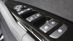 2025 (75) KIA SPORTAGE 1.6T GDi 207 HEV GT-Line 5dr Auto 5059081