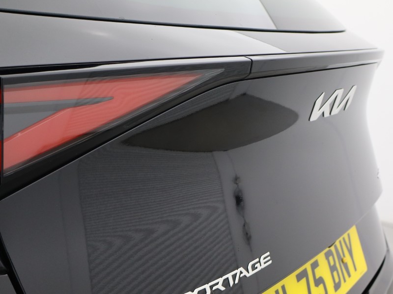 2025 (75) KIA SPORTAGE 1.6T GDi 207 HEV GT-Line 5dr Auto 5059070