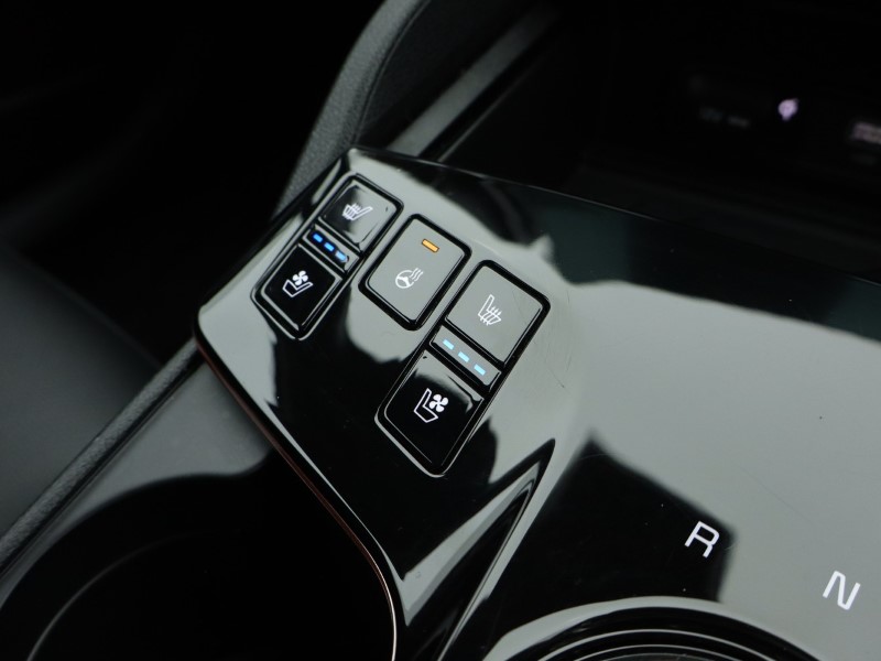 2023 (72) KIA SPORTAGE 1.6T GDi HEV GT-Line S 5dr Auto AWD 5056665