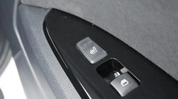 2023 (72) KIA SPORTAGE 1.6T GDi HEV GT-Line S 5dr Auto AWD 5056646