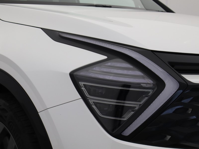 2023 (72) KIA SPORTAGE 1.6T GDi HEV GT-Line S 5dr Auto AWD 5056677