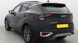 2025 (75) KIA SPORTAGE 1.6T GDi 207 HEV GT-Line 5dr Auto 1