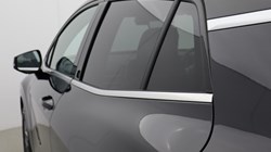 2025 (75) KIA SPORTAGE 1.6T GDi 207 HEV GT-Line 5dr Auto 5064564