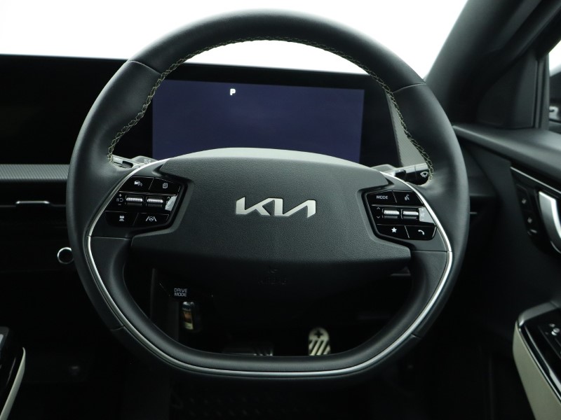2023 (72) KIA EV6 166kW GT Line 77.4kWh 5dr Auto 5056413