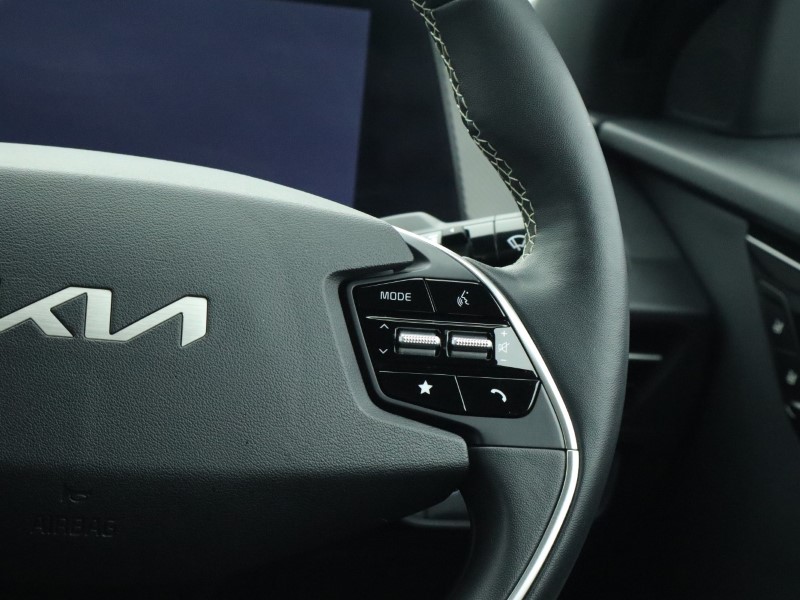 2023 (72) KIA EV6 166kW GT Line 77.4kWh 5dr Auto 5056415