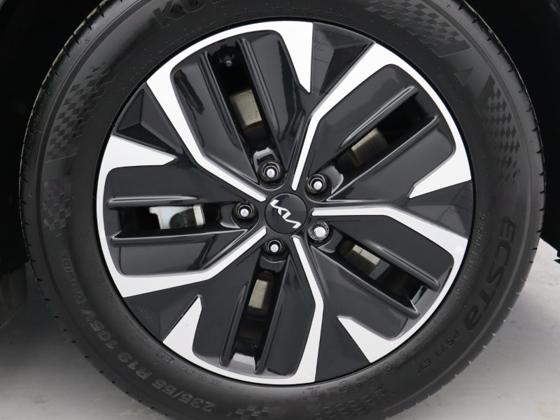 2023 (72) KIA EV6 166kW GT Line 77.4kWh 5dr Auto 5056403