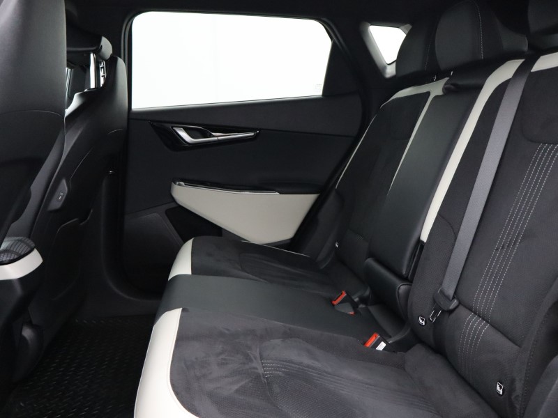 2023 (72) KIA EV6 166kW GT Line 77.4kWh 5dr Auto 5056402