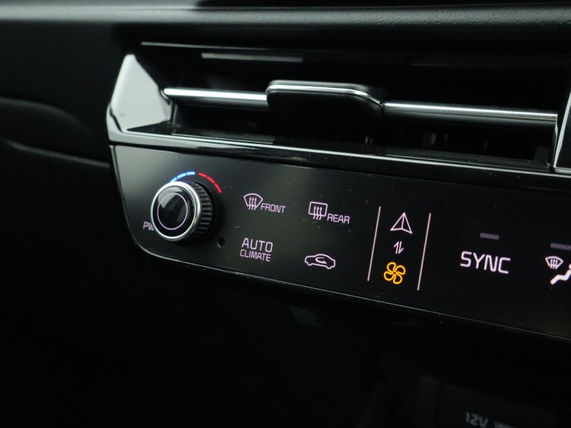 2023 (23) KIA NIRO 150kW 3 65kWh 5dr Auto 5056940