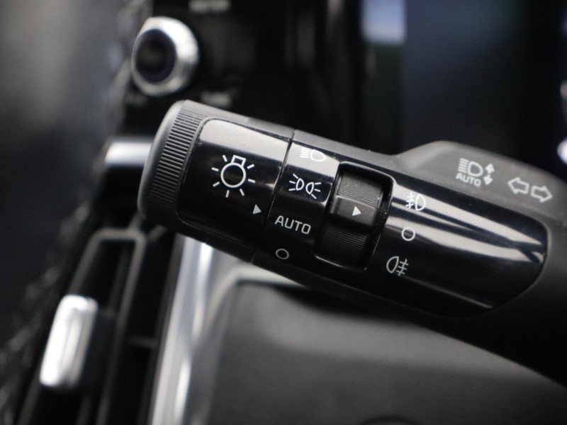 2024 (24) KIA SORENTO 1.6 T-GDi HEV Edition 5dr Auto 5091551