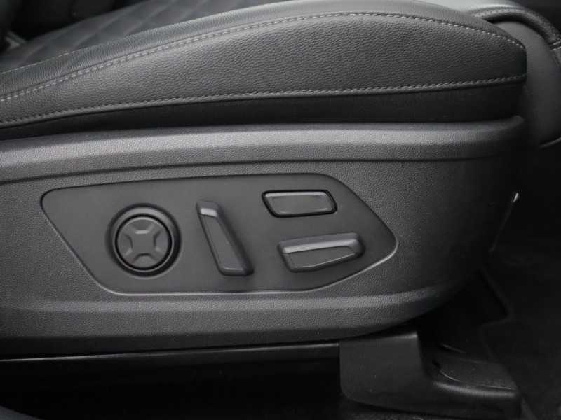 2024 (24) KIA SORENTO 1.6 T-GDi HEV Edition 5dr Auto 5091527