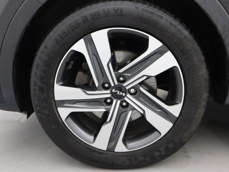 2024 (24) KIA SORENTO 1.6 T-GDi HEV Edition 5dr Auto 5091508